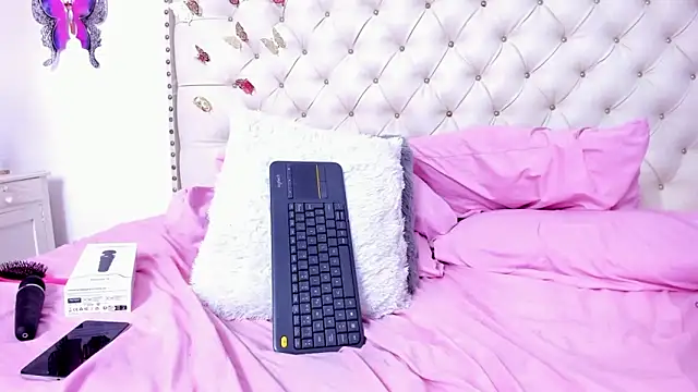 Snapshot of cris_dulce chatting on February 12, 2026, 3:12 am cris dulce online show from February 12, 2026, 3:12 am