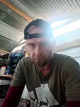 Snapshot of Canuseemeray chatting on November 17, 2025, 10:26 pm Canuseemeray online show from November 17, 2025, 10:26 pm