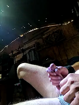 Snapshot of Canuseemeray chatting on December 21, 2025, 4:47 pm Canuseemeray online show from December 21, 2025, 4:47 pm