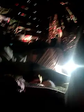 Snapshot of Canuseemeray chatting on February 14, 2026, 11:07 am Canuseemeray online show from February 14, 2026, 11:07 am