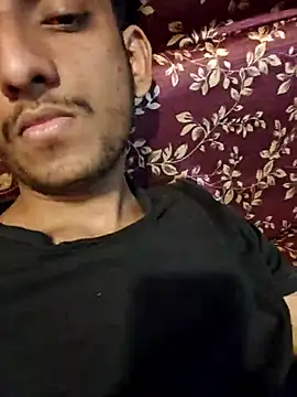 Snapshot of yung_cplz chatting on February 14, 2026, 1:19 pm yung cplz online show from February 14, 2026, 1:19 pm