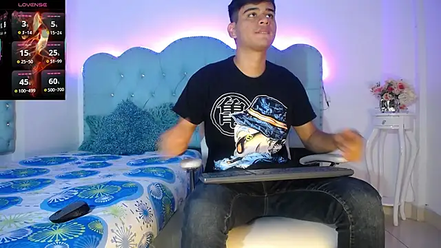 Charlie Cock  online show from December 17, 2025, 3:56 am