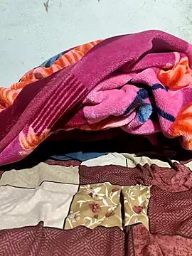 POOJACOUPLE online show from November 9, 2025, 7:45 pm