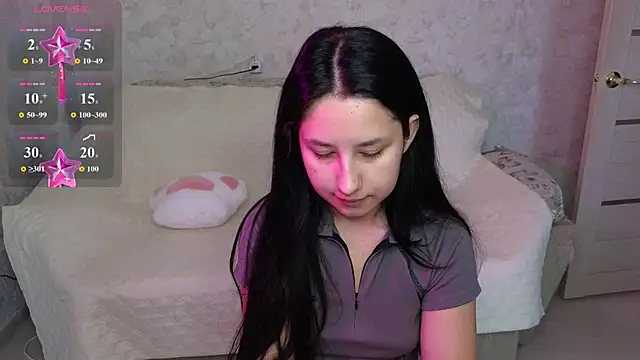 Eva Maller online show from May 18, 2026, 4:29 am