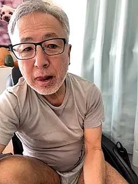 Snapshot of gholly2007 chatting on November 7, 2025, 1:16 am gholly2007 online show from November 7, 2025, 1:16 am