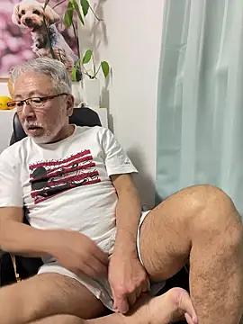 Snapshot of gholly2007 chatting on December 14, 2025, 5:29 pm gholly2007 online show from December 14, 2025, 5:29 pm