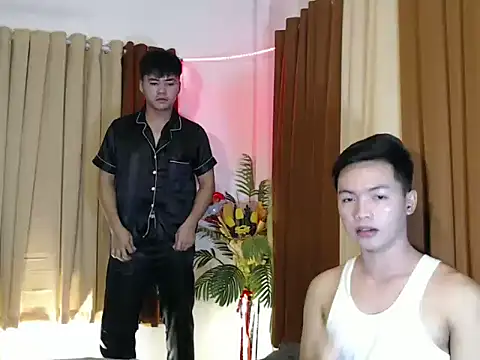 Snapshot of hot_emman chatting on February 23, 2026, 12:09 am hot emman online show from February 23, 2026, 12:09 am