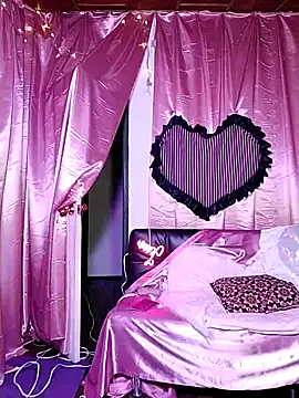 oxxy jean online show from October 21, 2025, 1:06 am