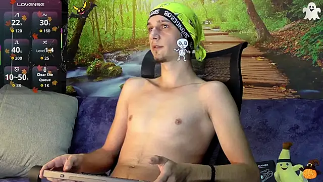 Snapshot of AxelMassimo chatting on October 31, 2025, 3:51 am AxelMassimo online show from October 31, 2025, 3:51 am