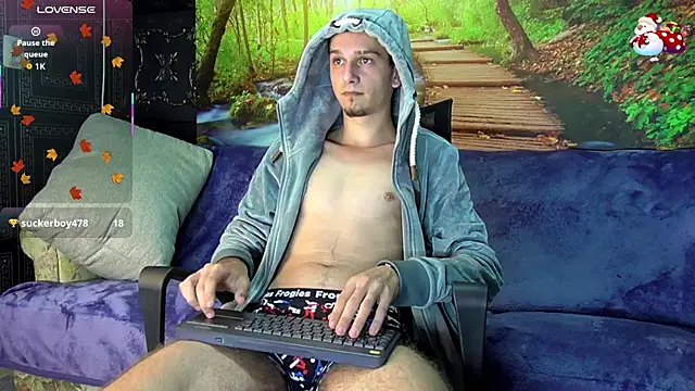 Snapshot of AxelMassimo chatting on November 8, 2025, 3:50 am AxelMassimo online show from November 8, 2025, 3:50 am