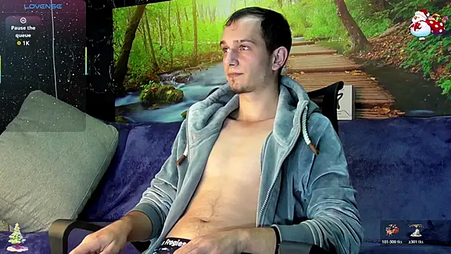 Snapshot of AxelMassimo chatting on November 14, 2025, 3:49 am AxelMassimo online show from November 14, 2025, 3:49 am