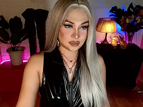 Snapshot of Pukesavurrat chatting on October 24, 2025, 7:49 am Pukesavurrat online show from October 24, 2025, 7:49 am