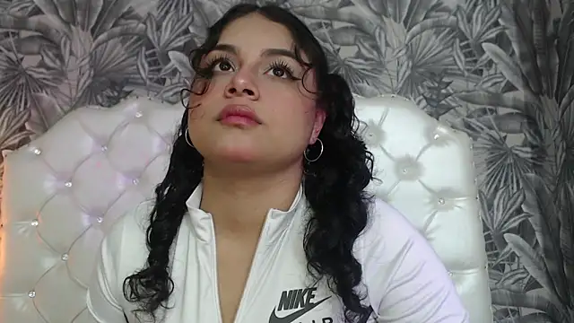 RylieRoss online show from December 2, 2025, 12:21 pm