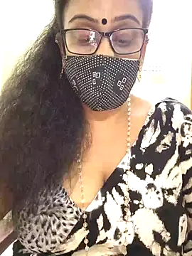 Snapshot of sweet-lotus chatting on November 2, 2025, 11:34 am sweet-lotus online show from November 2, 2025, 11:34 am