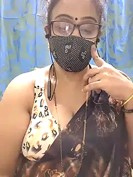 Snapshot of sweet-lotus chatting on December 17, 2025, 4:46 pm sweet-lotus online show from December 17, 2025, 4:46 pm