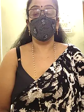 Snapshot of sweet-lotus chatting on January 10, 2026, 5:20 am sweet-lotus online show from January 10, 2026, 5:20 am