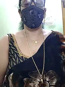 Snapshot of sweet-lotus chatting on February 8, 2026, 8:18 am sweet-lotus online show from February 8, 2026, 8:18 am