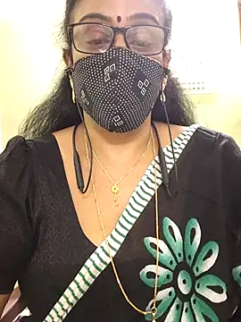 Snapshot of sweet-lotus chatting on February 10, 2026, 4:27 am sweet-lotus online show from February 10, 2026, 4:27 am