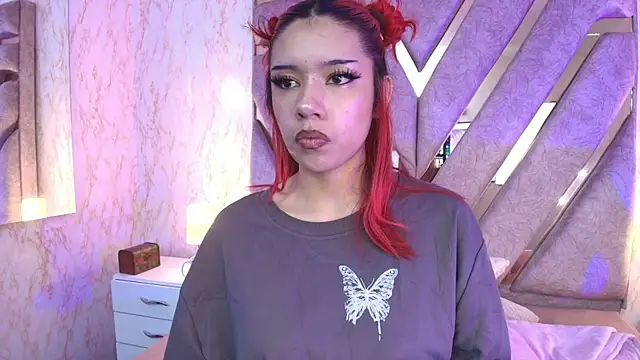 Snapshot of redd_pandaa chatting on November 15, 2025, 3:26 am redd pandaa online show from November 15, 2025, 3:26 am