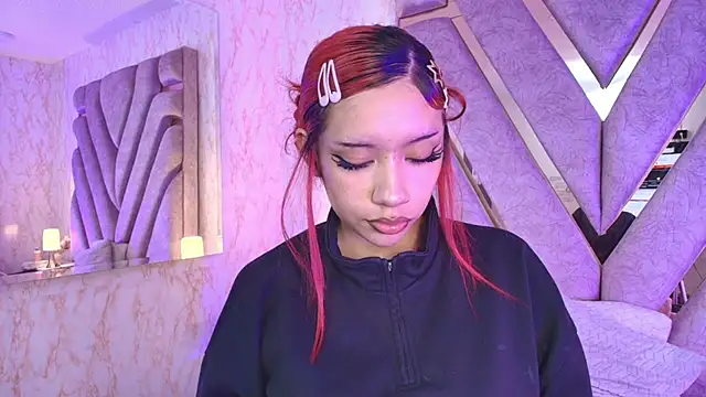 Snapshot of redd_pandaa chatting on November 18, 2025, 3:34 am redd pandaa online show from November 18, 2025, 3:34 am