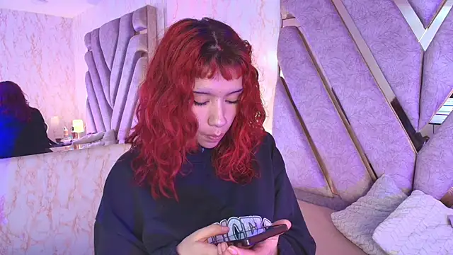 Snapshot of redd_pandaa chatting on November 26, 2025, 3:40 am redd pandaa online show from November 26, 2025, 3:40 am