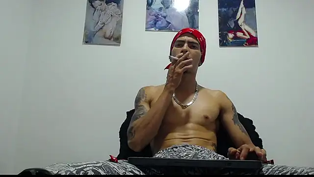 Snapshot of Daniel_laverde chatting on October 21, 2025, 6:58 am Daniel laverde online show from October 21, 2025, 6:58 am