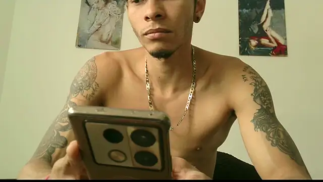 Snapshot of Daniel_laverde chatting on November 10, 2025, 2:16 pm Daniel laverde online show from November 10, 2025, 2:16 pm