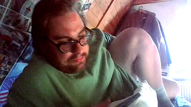 Snapshot of chubbyDavid1998 chatting on October 27, 2025, 12:20 pm chubbyDavid1998 online show from October 27, 2025, 12:20 pm