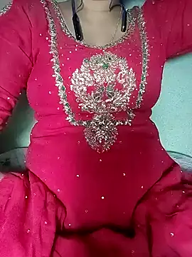 Hotty-Monaa online show from November 16, 2025, 6:57 pm