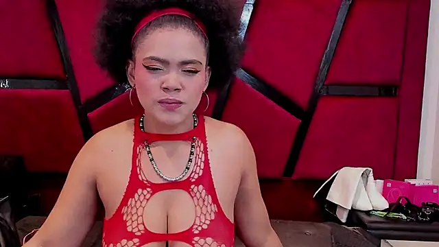 AlliceJelany online show from November 29, 2025, 7:28 pm