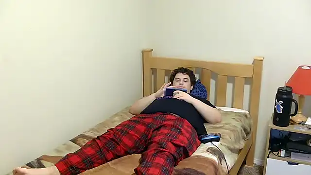 Snapshot of Breyyyyyyyy chatting on November 6, 2025, 8:43 pm Breyyyyyyyy online show from November 6, 2025, 8:43 pm