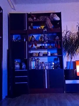  Little Sweatie  online show from November 2, 2025, 5:15 pm