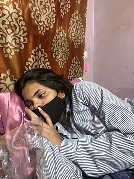 Snapshot of Sandhya_77 chatting on July 11, 2026, 4:59 am Sandhya 77 online show from July 11, 2026, 4:59 am