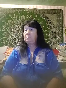 CrystalLime6411 online show from September 11, 2025, 6:13 am