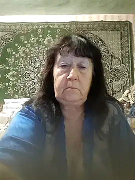 CrystalLime6411 online show from October 25, 2025, 9:42 pm