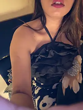 sexy-sukriti online show from December 5, 2025, 3:04 am