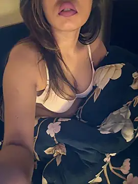 sexy-sukriti online show from January 11, 2026, 2:49 am