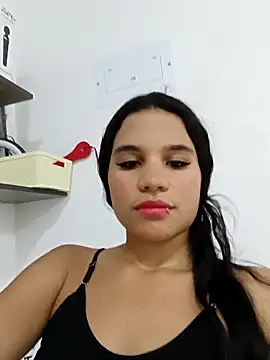 Snapshot of Little-Pussy-Sweet chatting on September 10, 2025, 6:41 pm Little-Pussy-Sweet online show from September 10, 2025, 6:41 pm