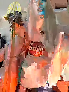 Luci  B online show from October 19, 2025, 8:26 am