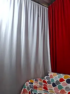 Snapshot of floresblancas chatting on February 14, 2026, 11:18 am floresblancas online show from February 14, 2026, 11:18 am