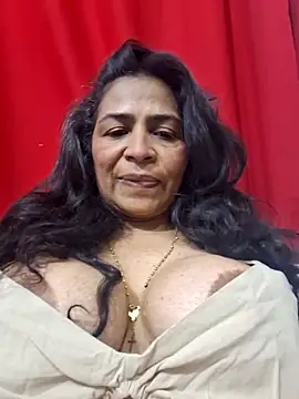 Snapshot of floresblancas chatting on February 26, 2026, 8:41 pm floresblancas online show from February 26, 2026, 8:41 pm