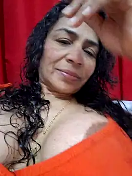 Snapshot of floresblancas chatting on March 1, 2026, 5:37 pm floresblancas online show from March 1, 2026, 5:37 pm