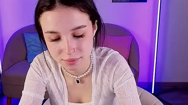 Snapshot of LANA_MILANO chatting on October 15, 2025, 11:10 am LANA MILANO online show from October 15, 2025, 11:10 am