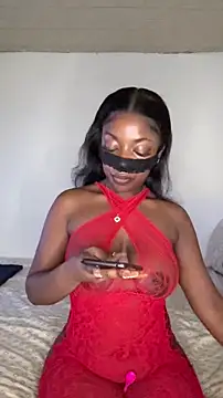  foreigntitts online show from November 19, 2025, 5:13 pm