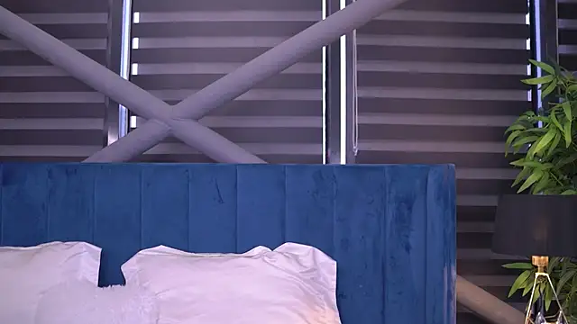 Snapshot of MillaSerene chatting on October 2, 2025, 5:47 am MillaSerene online show from October 2, 2025, 5:47 am