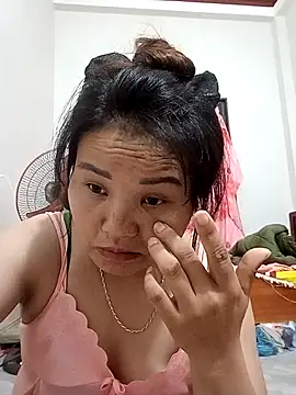 Heulwen-22 online show from September 16, 2025, 8:10 pm