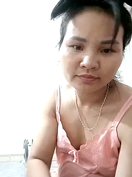 Heulwen-22 online show from October 1, 2025, 8:09 am