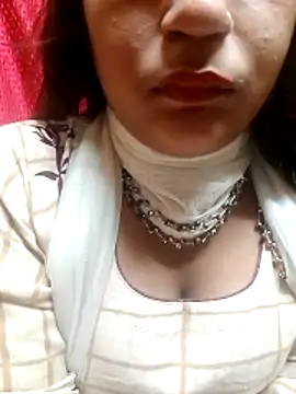 Snapshot of Babe_Doll04 chatting on December 23, 2025, 10:46 am Babe Doll04 online show from December 23, 2025, 10:46 am