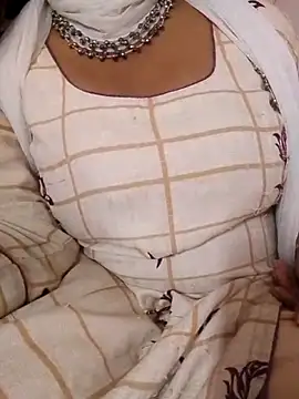 Snapshot of Babe_Doll04 chatting on February 12, 2026, 7:14 am Babe Doll04 online show from February 12, 2026, 7:14 am