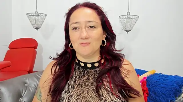 naughty milf esmeralda online show from May 15, 2026, 2:29 am